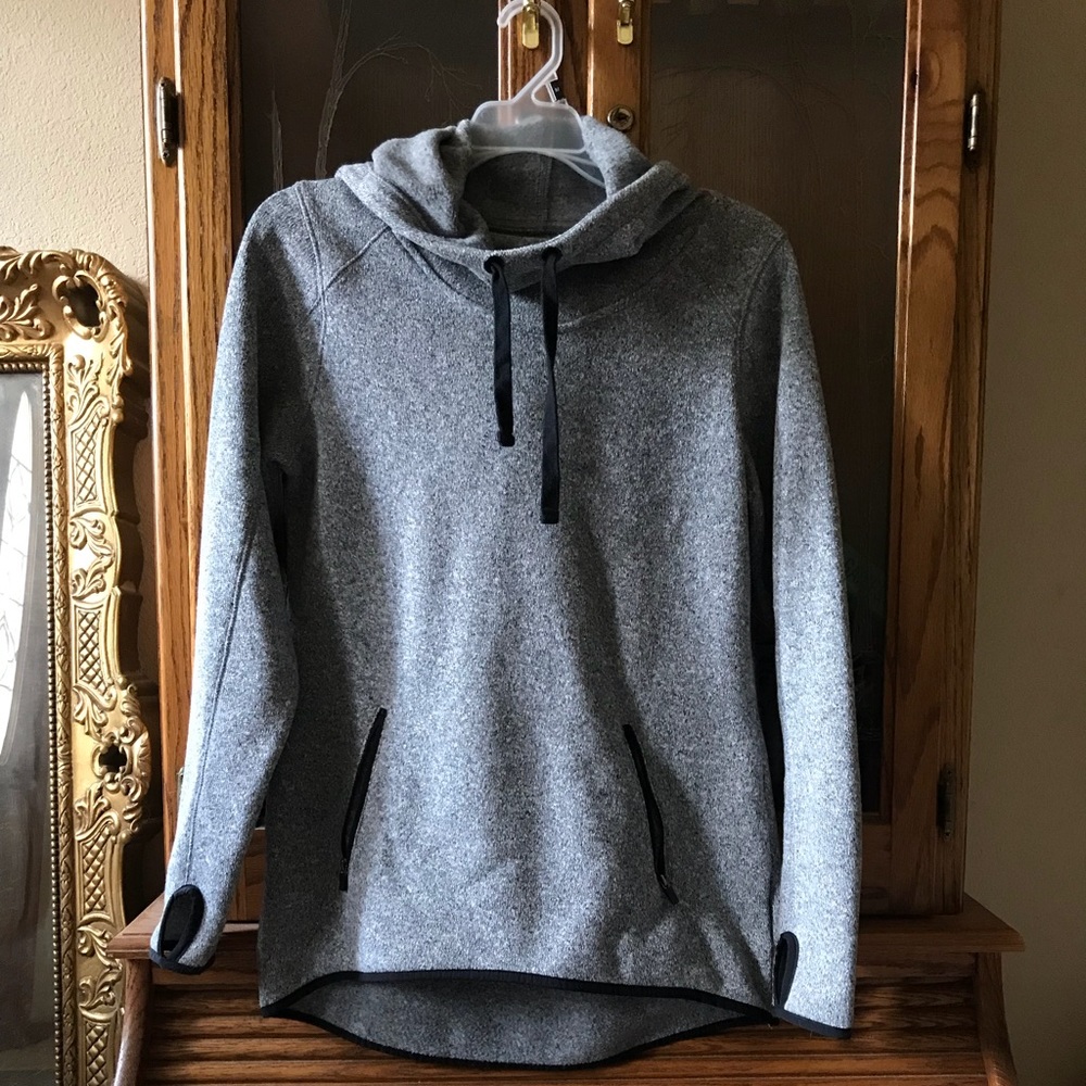 Old Navy sweater